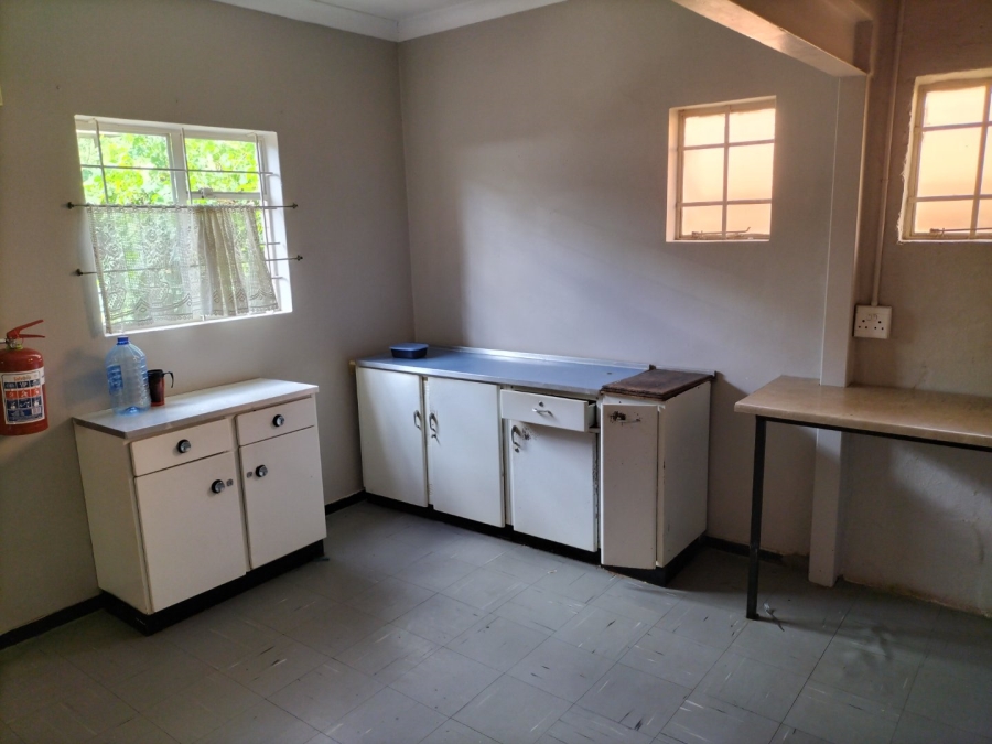13 Bedroom Property for Sale in Universitas Free State